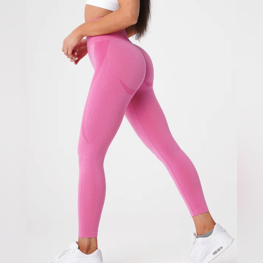 NVGTN Contour curve seamless legging Bubblegum pink